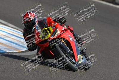 media/Oct-12-2025-CRA (Sun) [[e621380112]]/Races/Race 8/